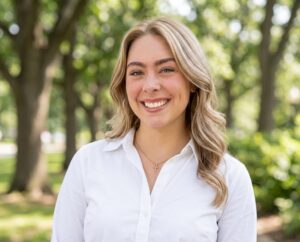 headshot of Siena